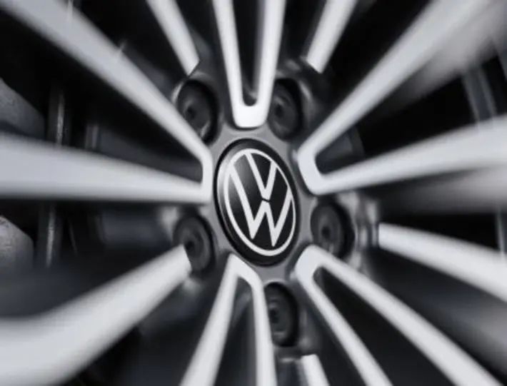 Volkswagen Original Dynamische Nabenkappen für LM-Felge, mit Volkswagen Logo