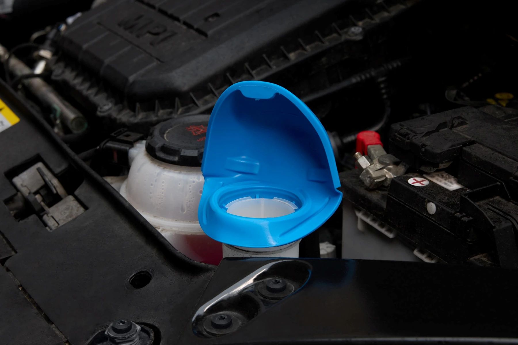 Volkswagen Original Verschlussdeckeltrichter für Scheibenwaschbehälter