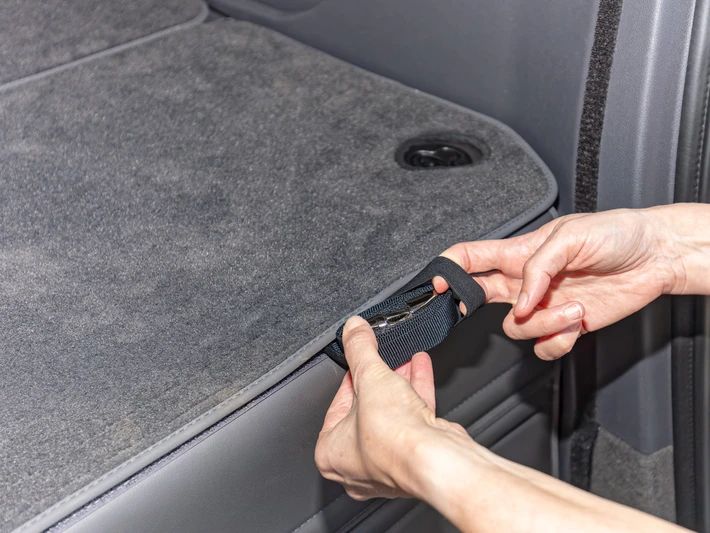 BRANDRUP® iXTEND PAD®, Schutzmatte Heckbrett, "Raven", Volkswagen T7 Cali Ocean/Coast