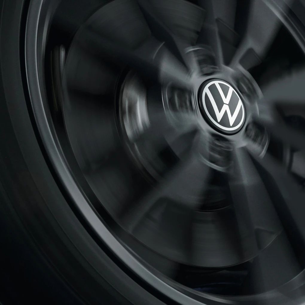 Volkswagen Original dynamische Nabenkappen (neues VW Logo)