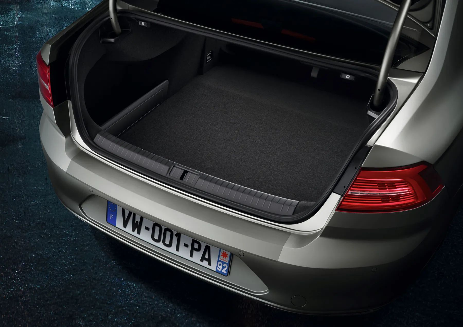 Volkswagen Original Ladekantenschutz