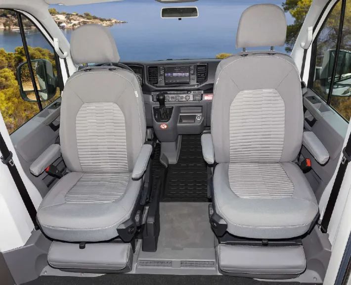 100705759-Second-Skin-Schonbezuege-VW-Grand-California-Zwei-Fahrerhaussitze-VW-Originalstoff-Design_Valley-Palladium_1689663287224.webp