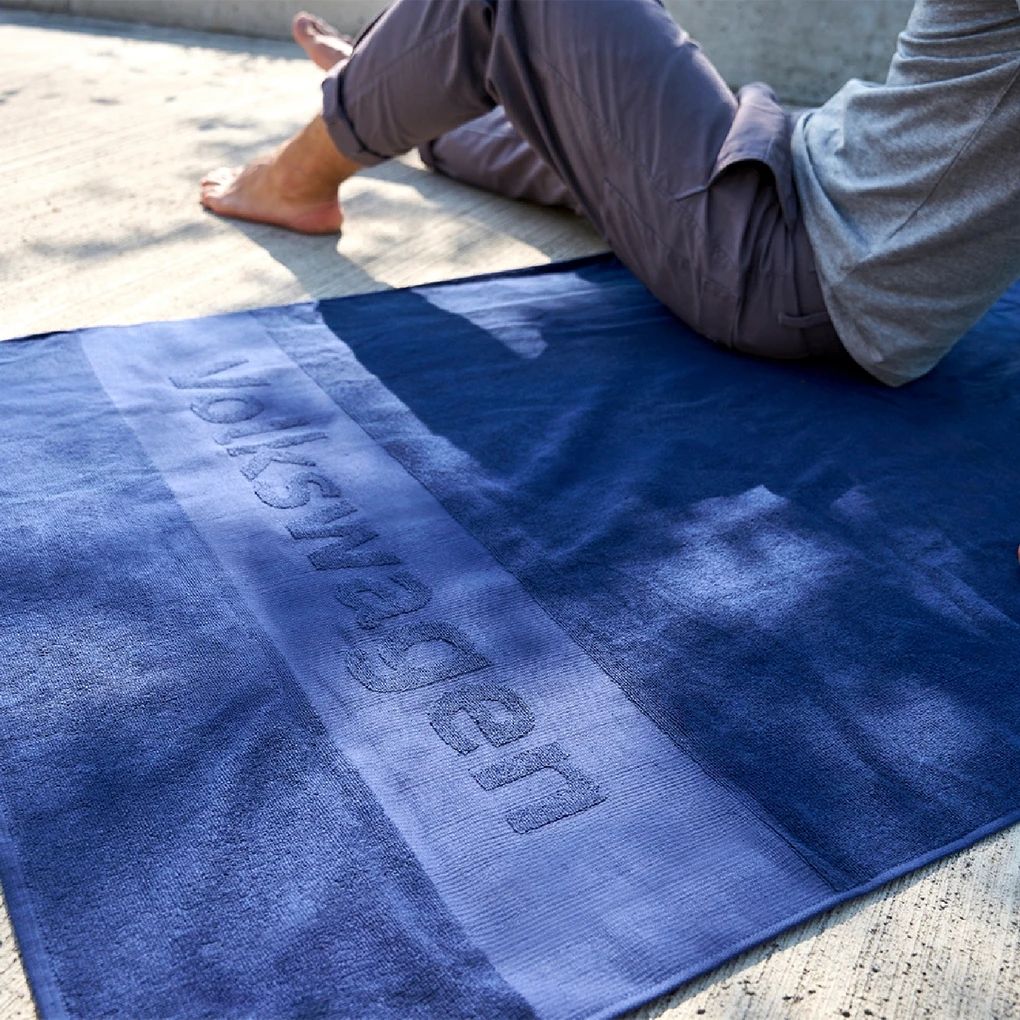 Volkswagen Badetuch Dunkelblau